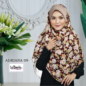 ADRIANA 09 ADRIANA 09